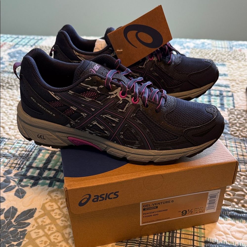 ASICS Women's Gel-Venture 6  Purple with Pink Accents